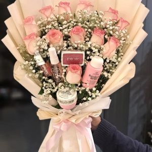 Makeup Bouquet