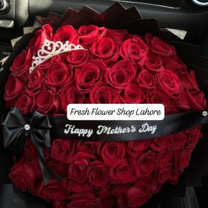ROUND BOUQUET WITH LOVE